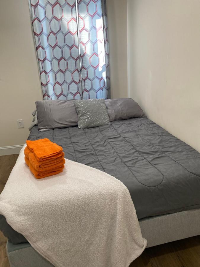 Private Room In South Philly Near Arenas! Philadelphia Dış mekan fotoğraf